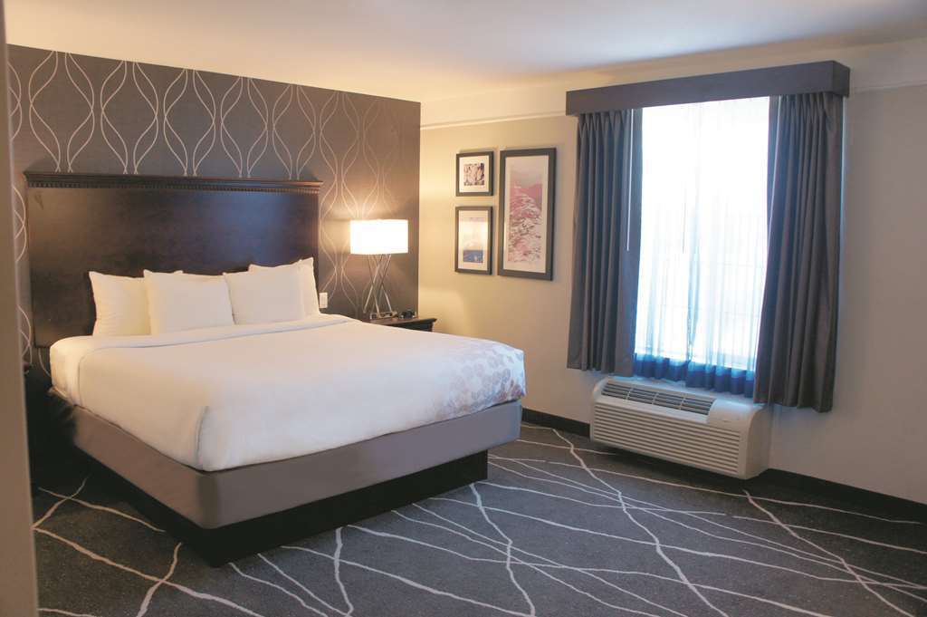Fairfield By Marriott Inn & Suites Fresno Riverpark Pokój zdjęcie